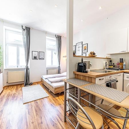 Cozy + Trendy By Jr City Apartments Виена Екстериор снимка